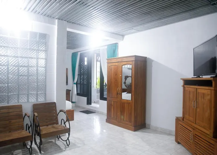 Legon House Lodge